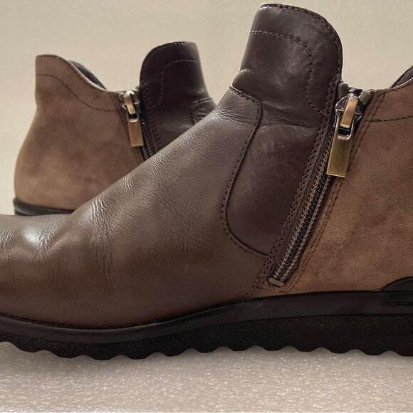 Aravon Josie Leather Brown Suede Booties (Size 7) - Picture 5 of 8